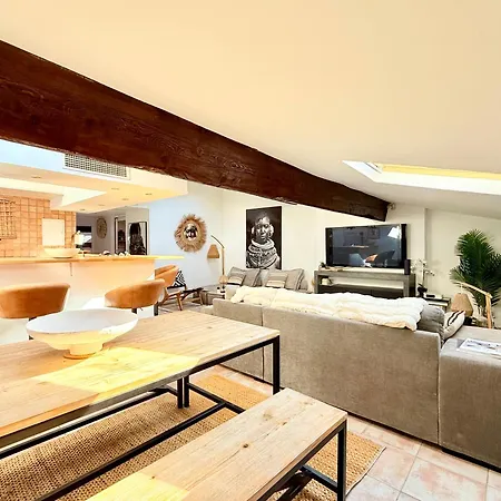 A 50m Du Palais Des Festivals Et De La Croisette Appartement
